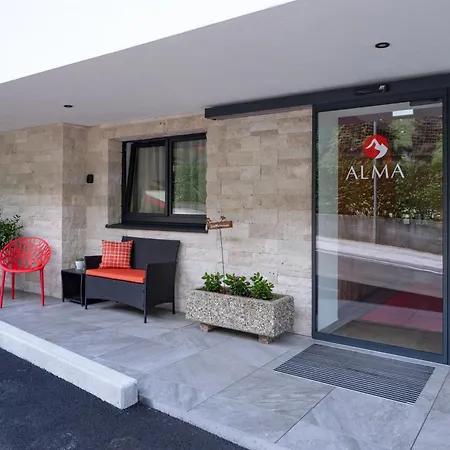 Апартаменти Alma