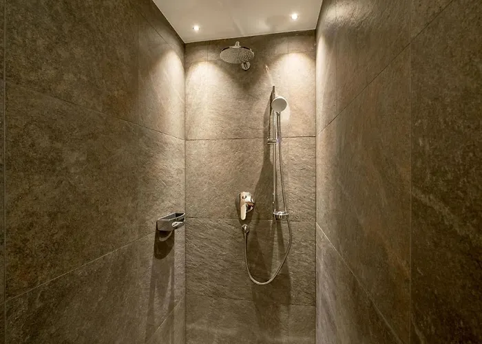 Alma * مايرهوفن