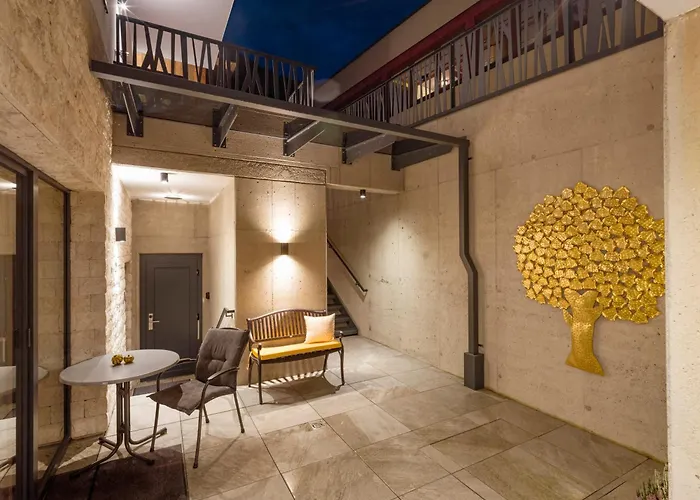 Alma * مايرهوفن