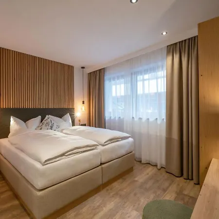 Alma Apartment *