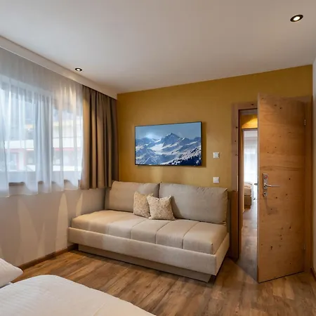 Apartment Alma *